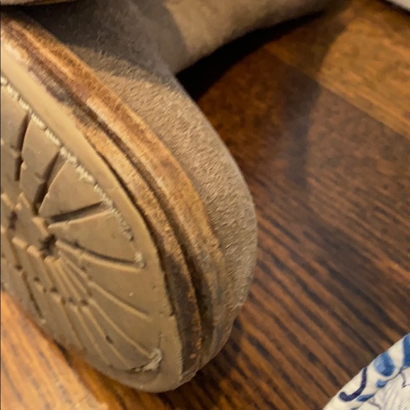 EUC Tory BURCH Eloise Ankle Boot in Briarwood - Picture 5 of 5